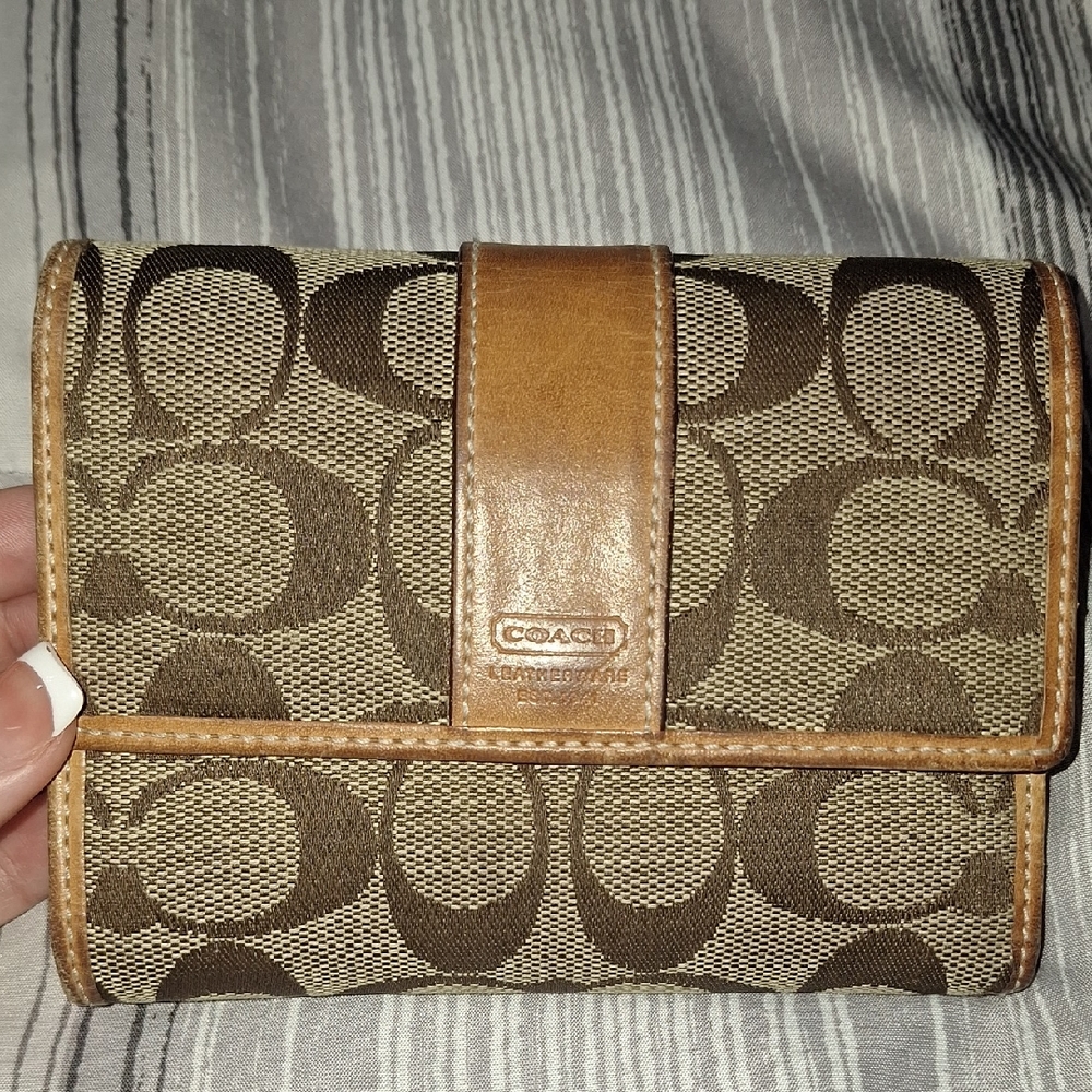 Coach Tan and Brown Signature Wallet